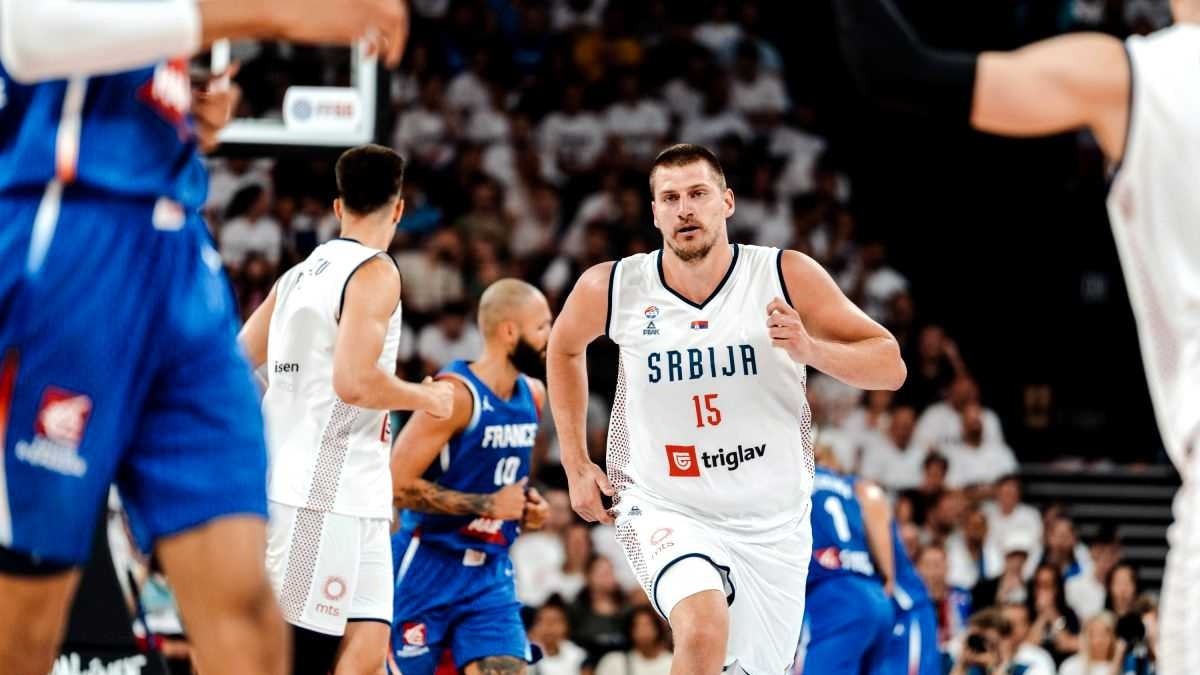 Košarkaši Srbije savladali Francusku u prvoj zvaničnoj proveri pred OI u Parizu 2024.